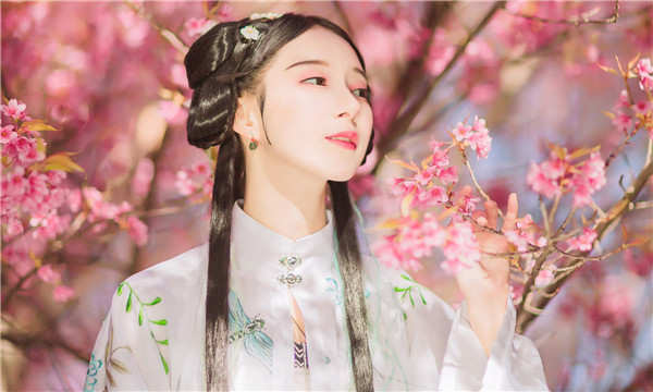 嘉禾供卵试管婴儿：助您实现家庭梦想的科学方案